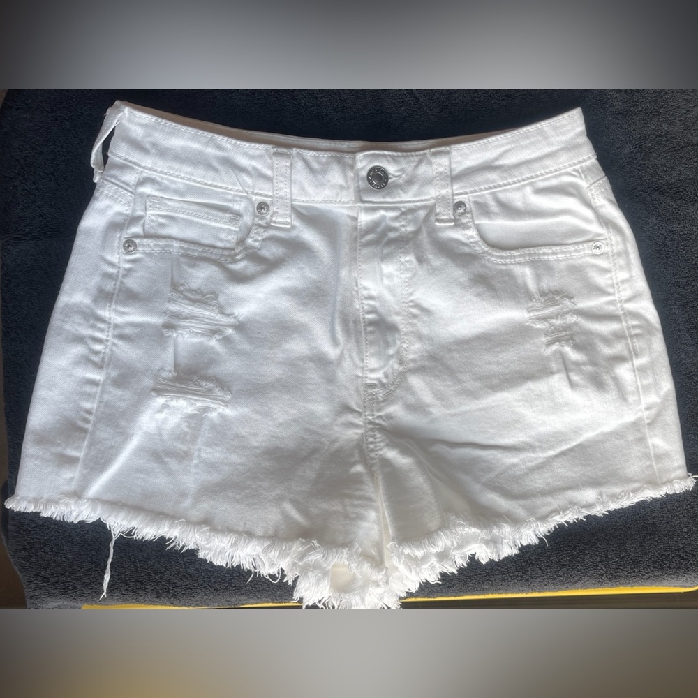 American Eagle White Distressed Jean Super Stretch Shorts